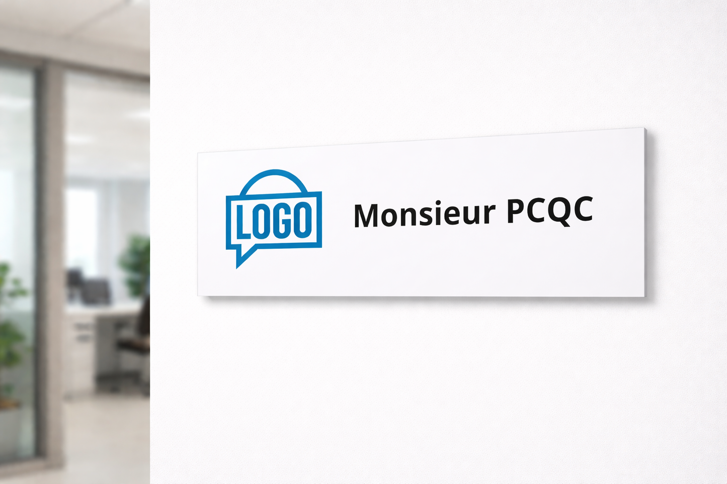 Plaque murale avec nom et logo (9" x 2.5")